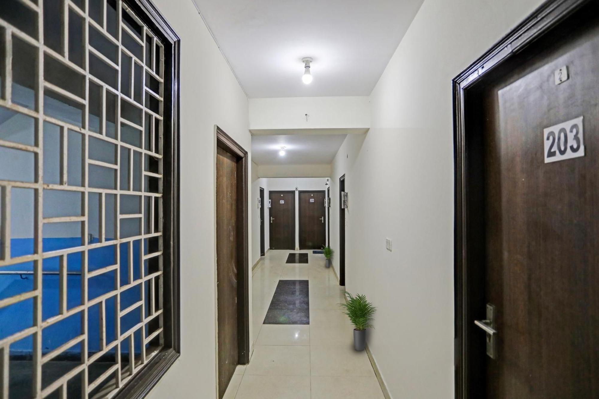 ניו דלהי Hotel O Kalkaji Delhi מראה חיצוני תמונה